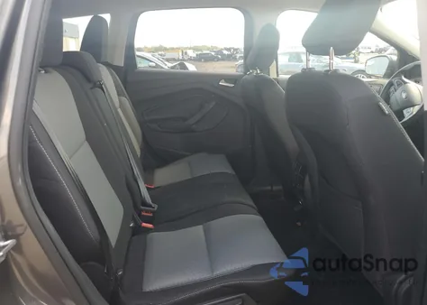 2019 Ford Escape Se from USA, damaged, VIN 1FMCU9GD2KUB09033